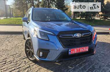 Внедорожник / Кроссовер Subaru Forester 2022 в Харькове