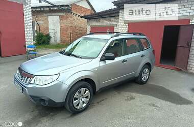 Внедорожник / Кроссовер Subaru Forester 2012 в Новых Петровцах