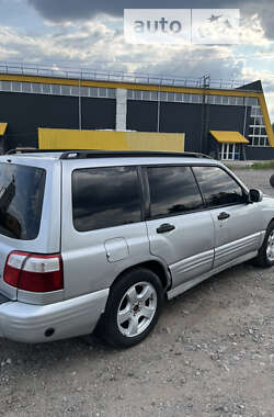 Позашляховик / Кросовер Subaru Forester 2001 в Броварах