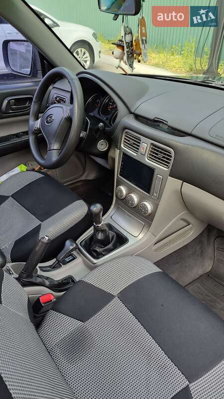 Внедорожник / Кроссовер Subaru Forester 2005 в Киеве