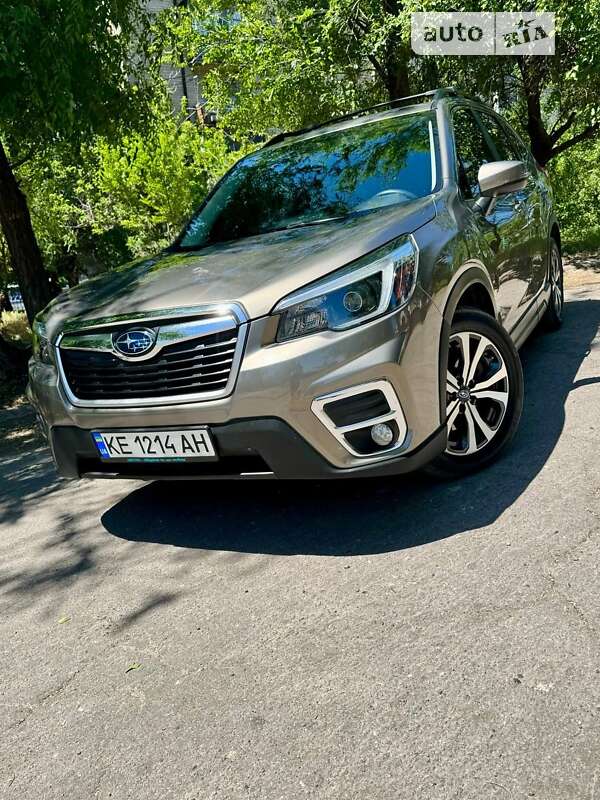 Внедорожник / Кроссовер Subaru Forester 2020 в Днепре