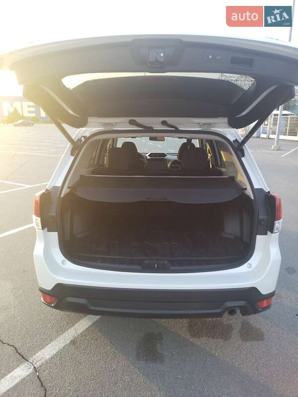 Внедорожник / Кроссовер Subaru Forester 2022 в Днепре