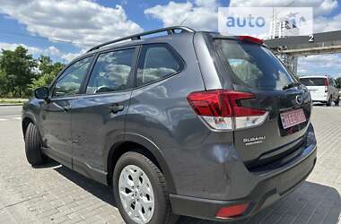 Внедорожник / Кроссовер Subaru Forester 2023 в Киеве