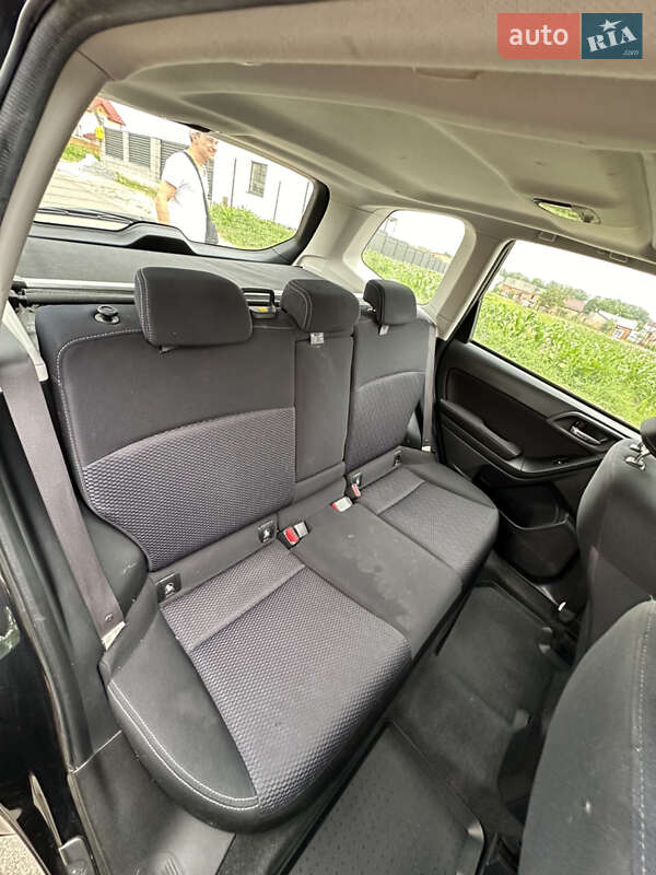 Внедорожник / Кроссовер Subaru Forester 2014 в Львове