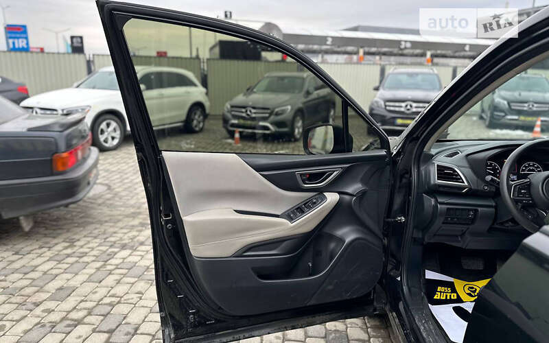 Внедорожник / Кроссовер Subaru Forester 2019 в Мукачево