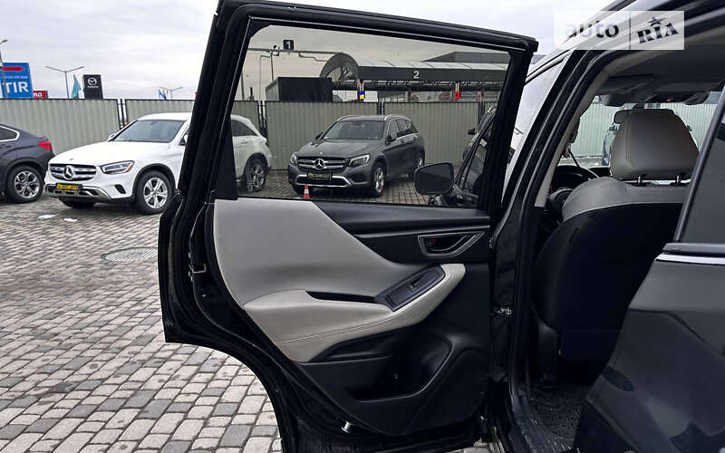 Внедорожник / Кроссовер Subaru Forester 2019 в Мукачево