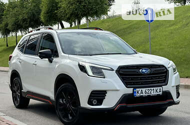 Внедорожник / Кроссовер Subaru Forester 2023 в Киеве