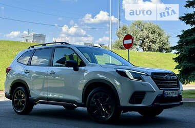 Внедорожник / Кроссовер Subaru Forester 2023 в Киеве