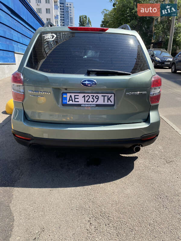 Позашляховик / Кросовер Subaru Forester 2014 в Івано-Франківську