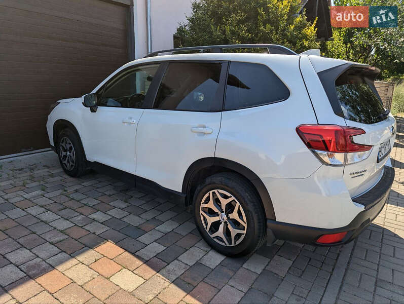 Внедорожник / Кроссовер Subaru Forester 2018 в Киеве