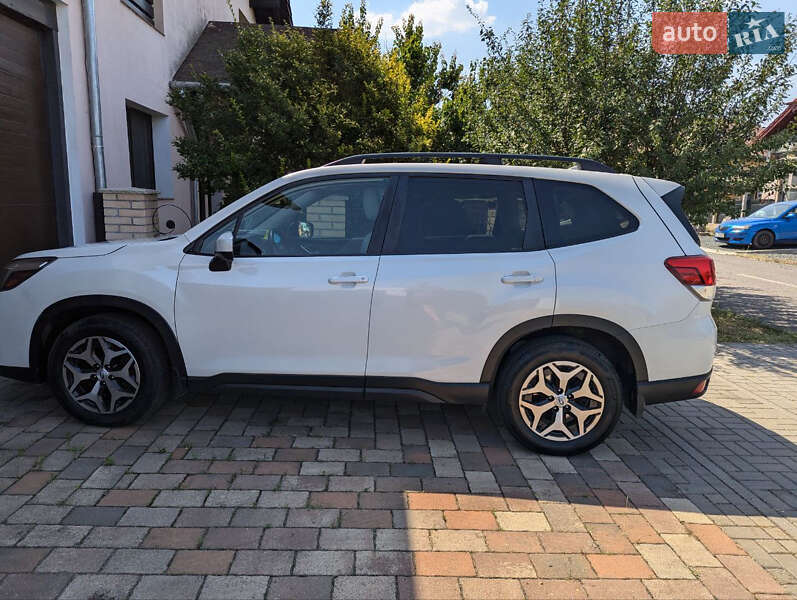 Внедорожник / Кроссовер Subaru Forester 2018 в Киеве