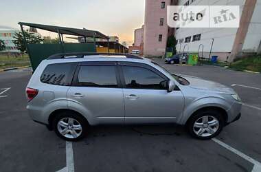 Внедорожник / Кроссовер Subaru Forester 2010 в Киеве