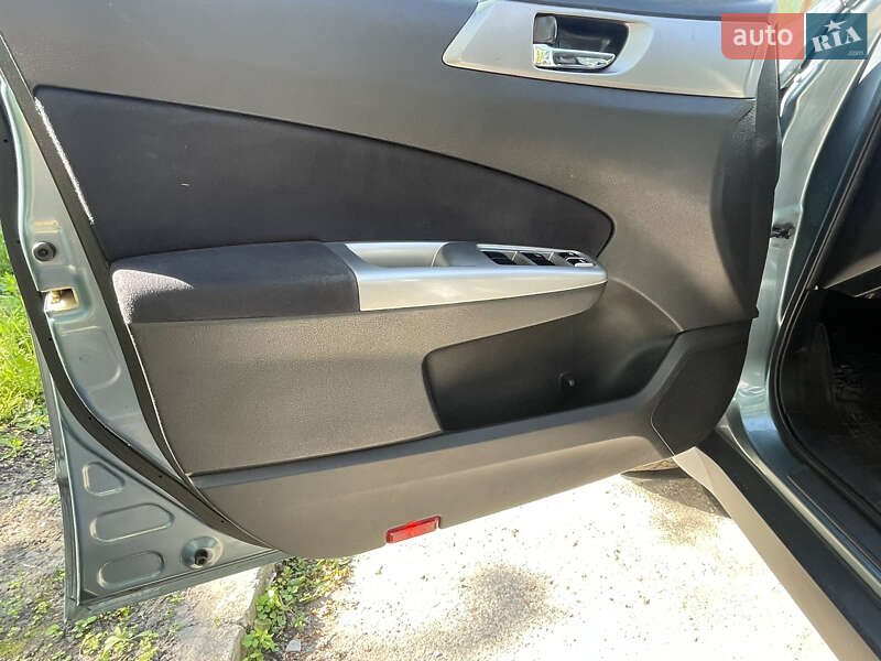 Внедорожник / Кроссовер Subaru Forester 2008 в Киеве