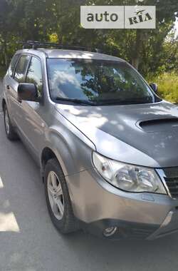 Позашляховик / Кросовер Subaru Forester 2010 в Тернополі