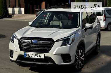 Внедорожник / Кроссовер Subaru Forester 2022 в Днепре