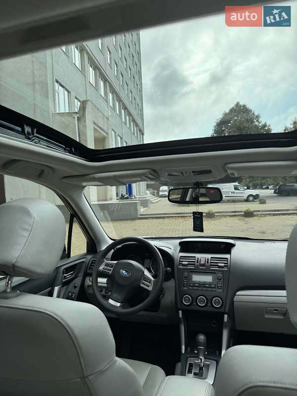 Внедорожник / Кроссовер Subaru Forester 2015 в Одессе