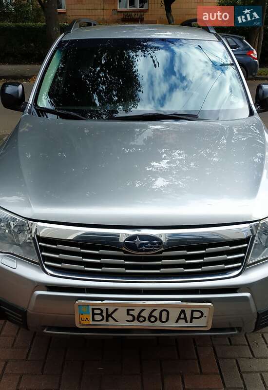Внедорожник / Кроссовер Subaru Forester 2008 в 
