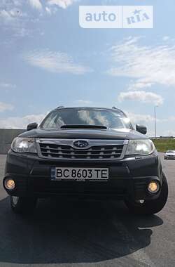 Внедорожник / Кроссовер Subaru Forester 2012 в Львове