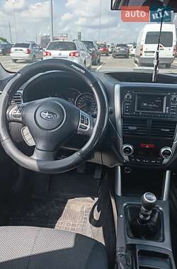Внедорожник / Кроссовер Subaru Forester 2012 в 