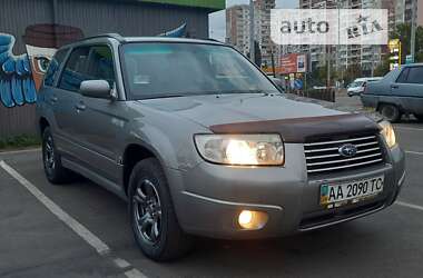 Позашляховик / Кросовер Subaru Forester 2005 в Києві