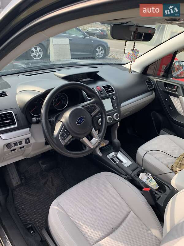 Внедорожник / Кроссовер Subaru Forester 2017 в Виннице