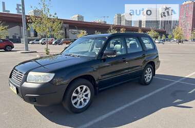 Позашляховик / Кросовер Subaru Forester 2006 в Києві