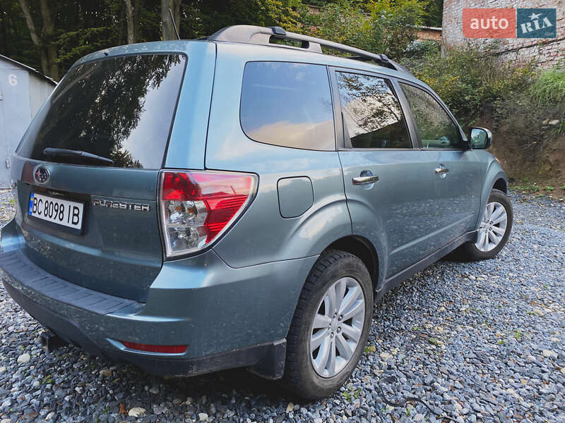 Subaru Forester 2012