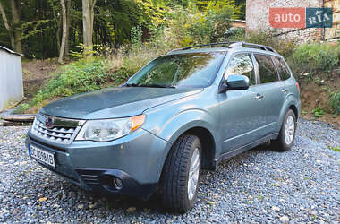 Позашляховик / Кросовер Subaru Forester 2012 в Львові