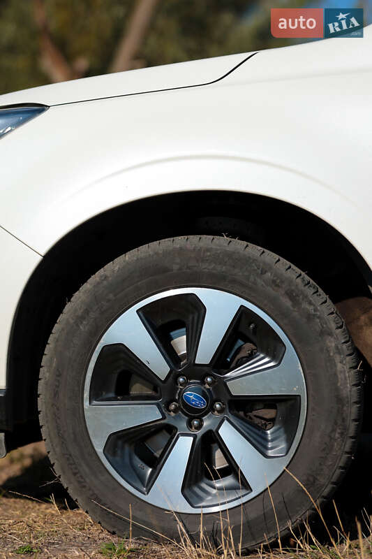 Позашляховик / Кросовер Subaru Forester 2016 в Звенигородці