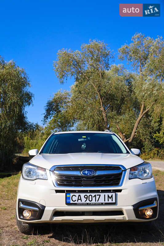 Позашляховик / Кросовер Subaru Forester 2016 в Звенигородці