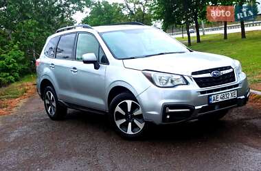 Внедорожник / Кроссовер Subaru Forester 2017 в Днепре