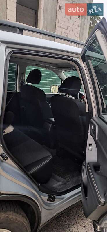 Внедорожник / Кроссовер Subaru Forester 2015 в Киеве
