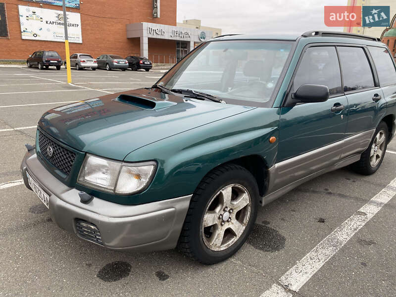 Позашляховик / Кросовер Subaru Forester 1999 в Броварах