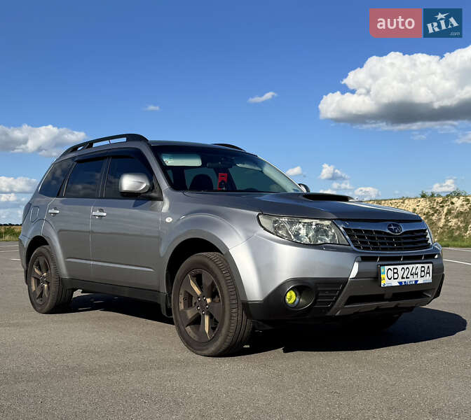 Позашляховик / Кросовер Subaru Forester 2008 в Чернігові
