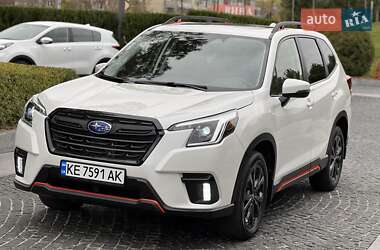 Внедорожник / Кроссовер Subaru Forester 2022 в Днепре