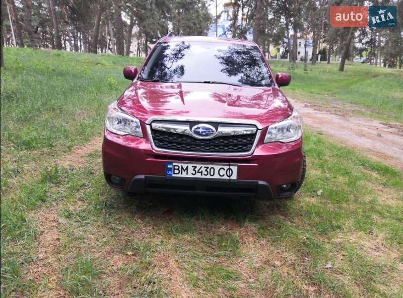 Внедорожник / Кроссовер Subaru Forester 2015 в Сумах