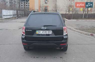 Позашляховик / Кросовер Subaru Forester 2008 в Києві