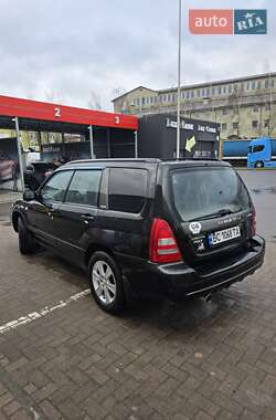 Позашляховик / Кросовер Subaru Forester 2004 в Львові