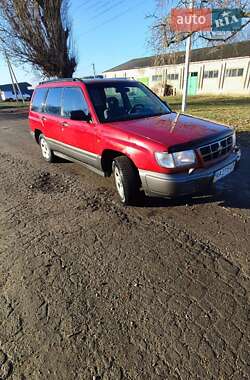 Позашляховик / Кросовер Subaru Forester 1998 в Умані