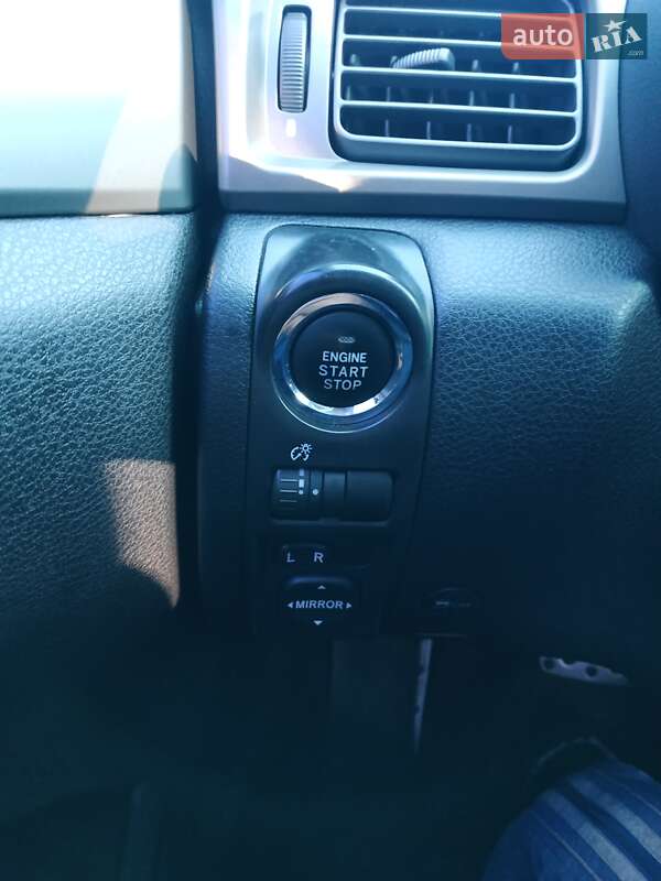 Позашляховик / Кросовер Subaru Forester 2008 в Києві