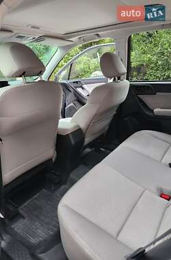 Внедорожник / Кроссовер Subaru Forester 2015 в 