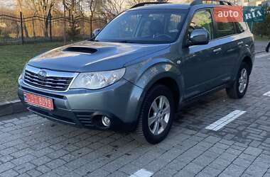 Внедорожник / Кроссовер Subaru Forester 2010 в Ивано-Франковске