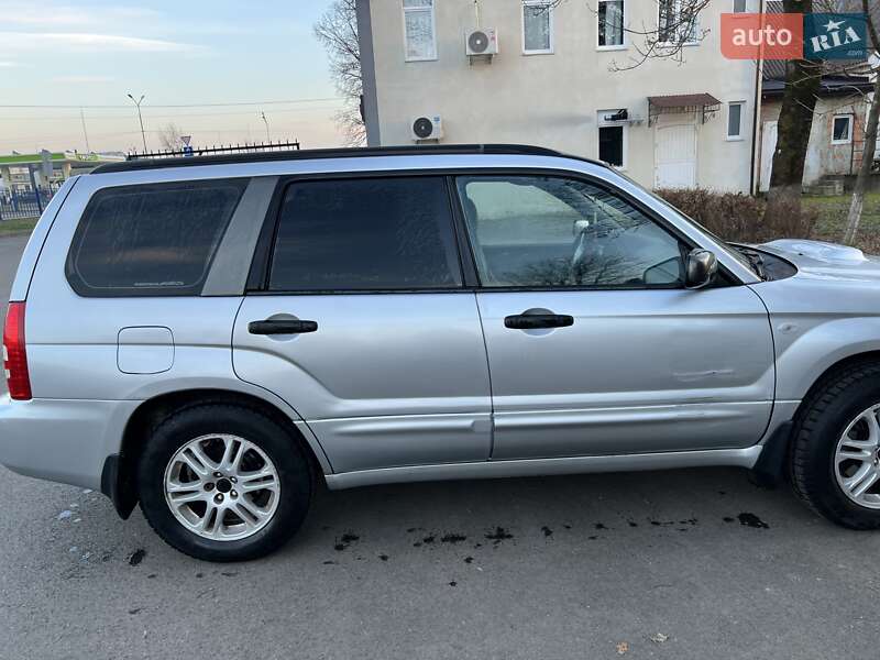 Внедорожник / Кроссовер Subaru Forester 2005 в Хусте