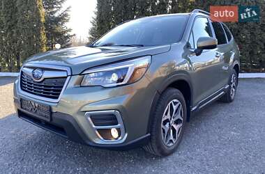 Позашляховик / Кросовер Subaru Forester 2021 в Києві