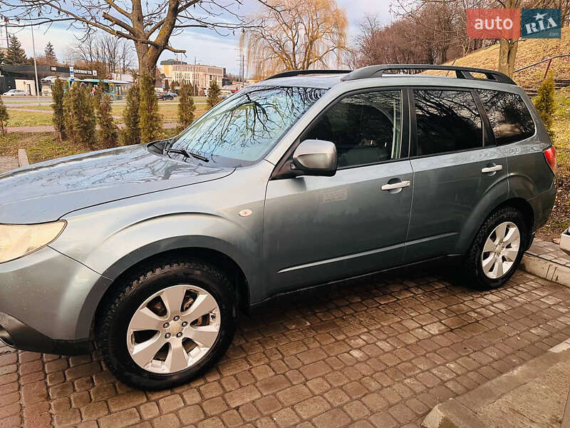 Внедорожник / Кроссовер Subaru Forester 2008 в Львове