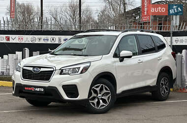 Внедорожник / Кроссовер Subaru Forester 2020 в Киеве