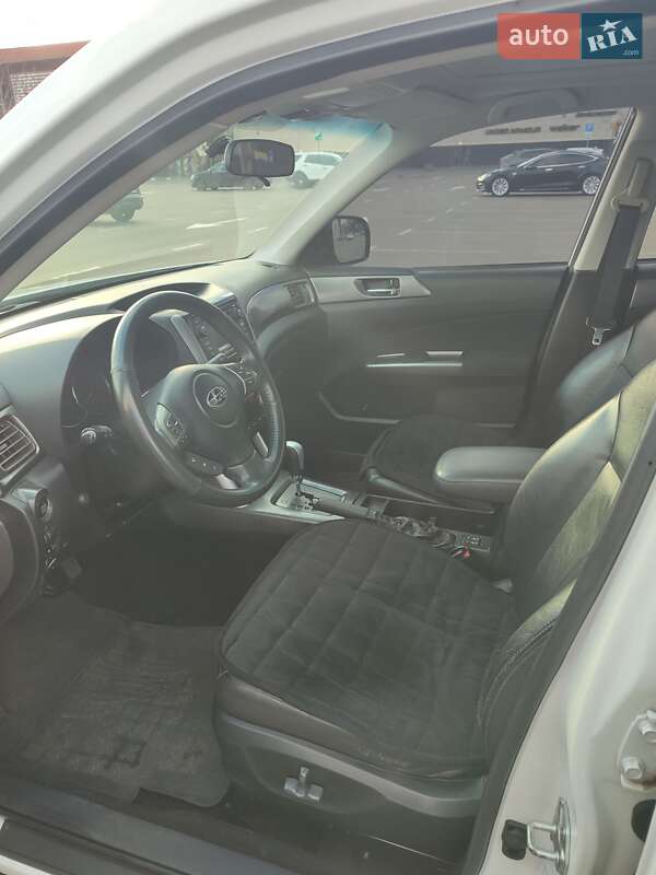 Внедорожник / Кроссовер Subaru Forester 2011 в Киеве