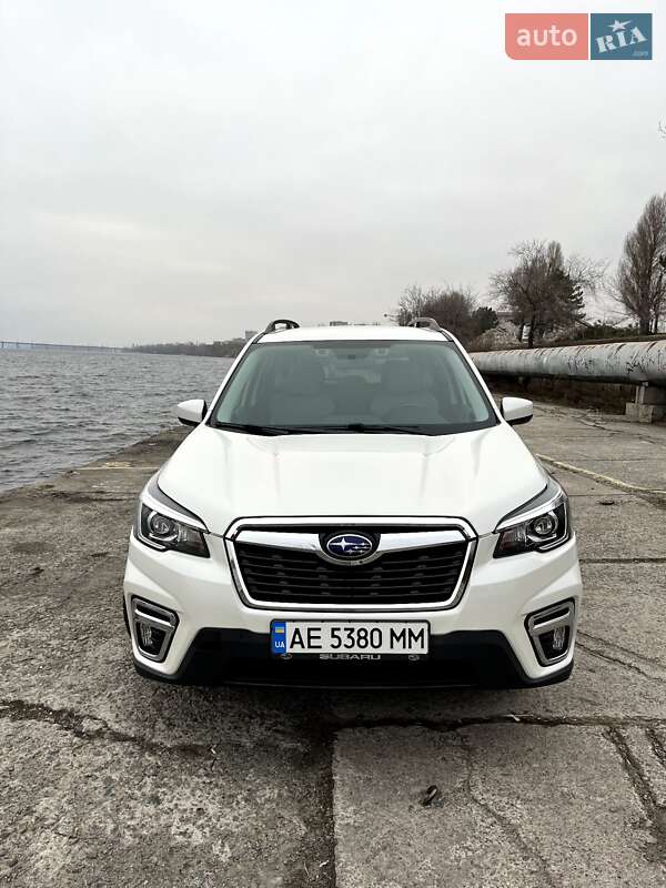Внедорожник / Кроссовер Subaru Forester 2019 в Днепре