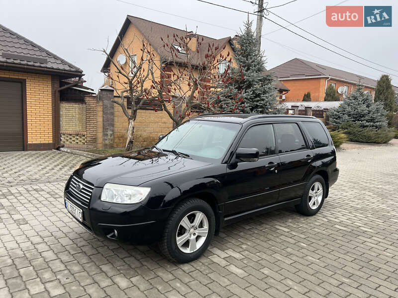 Позашляховик / Кросовер Subaru Forester 2007 в Києві