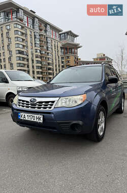 Позашляховик / Кросовер Subaru Forester 2010 в Києві